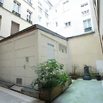 Studio Intime proche de République