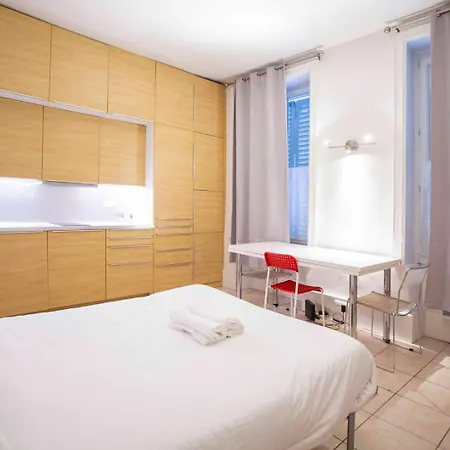 Appartamento Studio Intime Proche De Republique Parigi